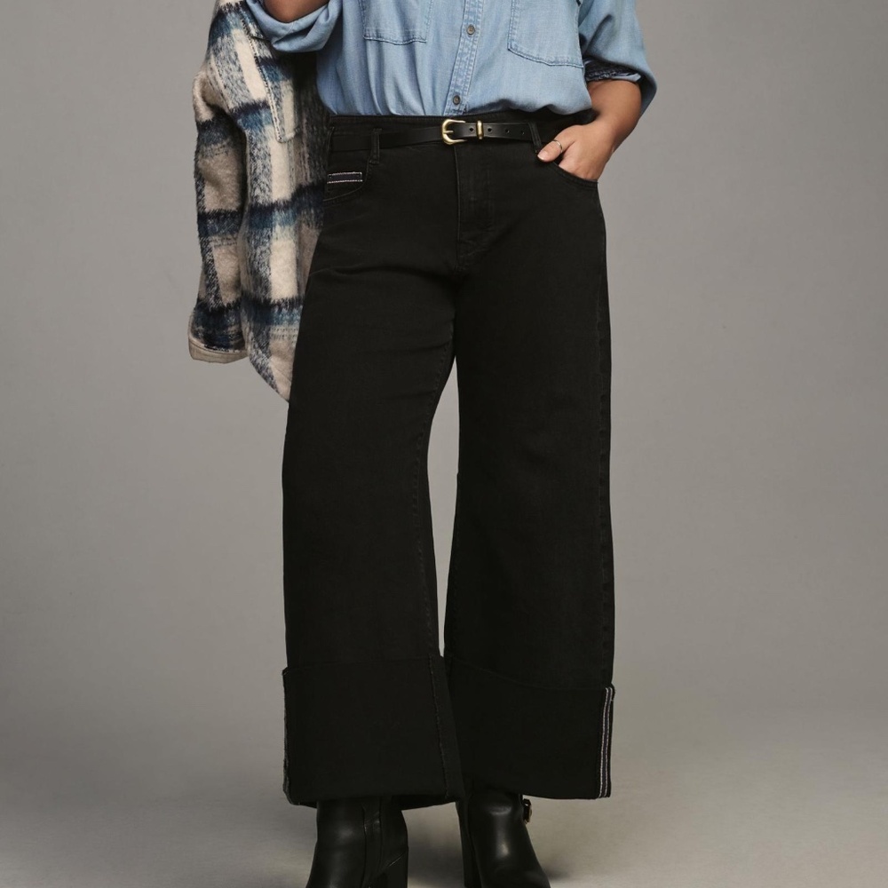 Pilcro by Anthropologie “The Sport Cuff Mid-Rise Crop Wide-Leg Jeans” Size: 22W